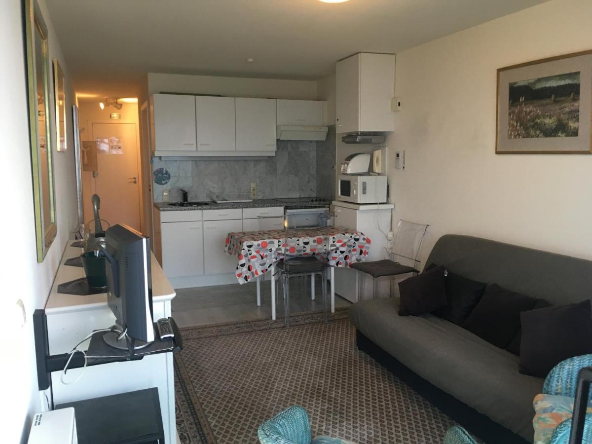 אוסטנדה Prachtige Studio Met Frontaal Zeezicht En Terras 4 Pers. מראה חיצוני תמונה